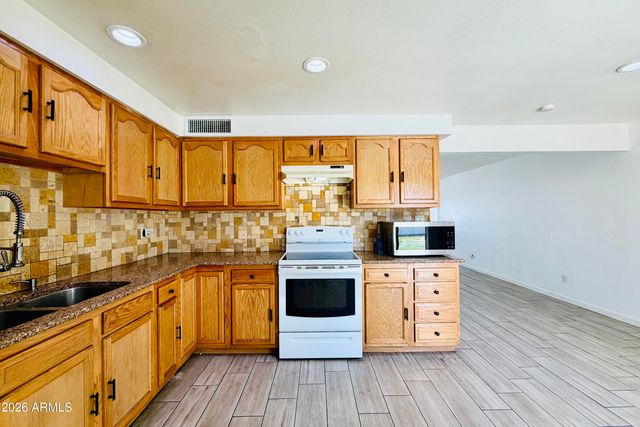 6805 W ENCANTO Boulevard, Phoenix, AZ 85035