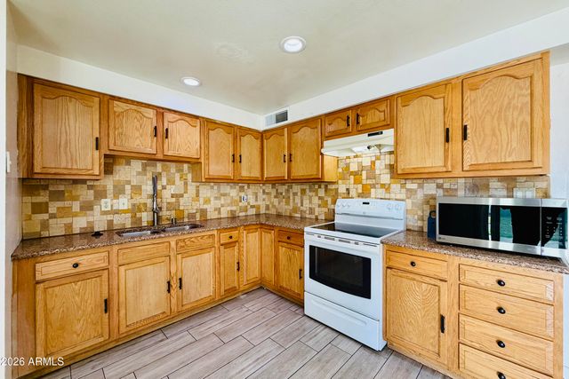 6805 W ENCANTO Boulevard, Phoenix, AZ 85035