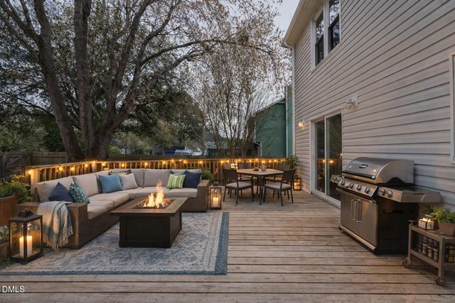 2816 Thurrock Drive, Apex, NC 27539