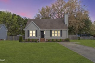 2816 Thurrock Drive, Apex, NC 27539