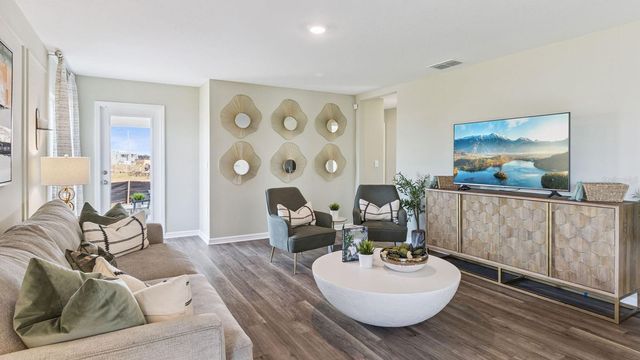 8459 MADRID STREET, Lakeland, FL 33810