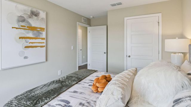 8459 MADRID STREET, Lakeland, FL 33810