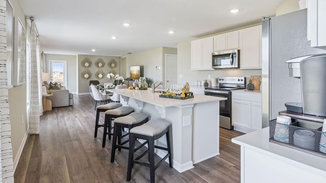 8459 MADRID STREET, Lakeland, FL 33810