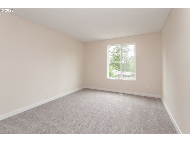 2500 Sw 15TH St, Gresham, OR 97080