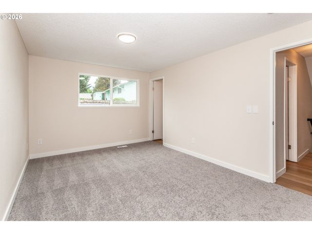 2500 Sw 15TH St, Gresham, OR 97080