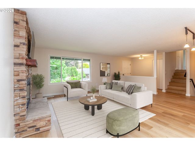 2500 Sw 15TH St, Gresham, OR 97080