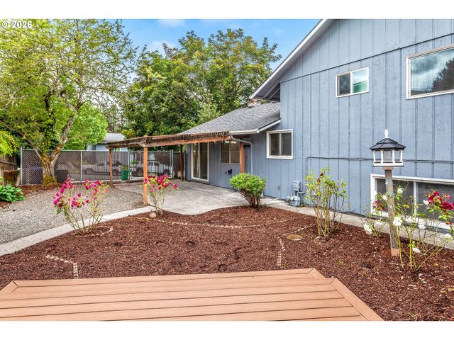 2500 Sw 15TH St, Gresham, OR 97080