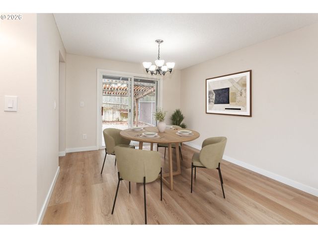 2500 Sw 15TH St, Gresham, OR 97080