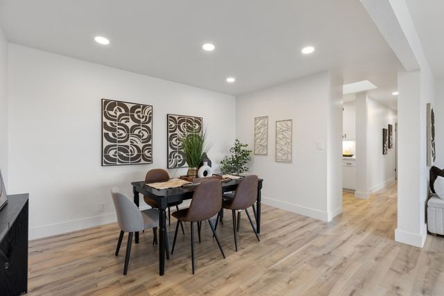 4072 4072 Oak Hill Rd, Oakland, CA 94605