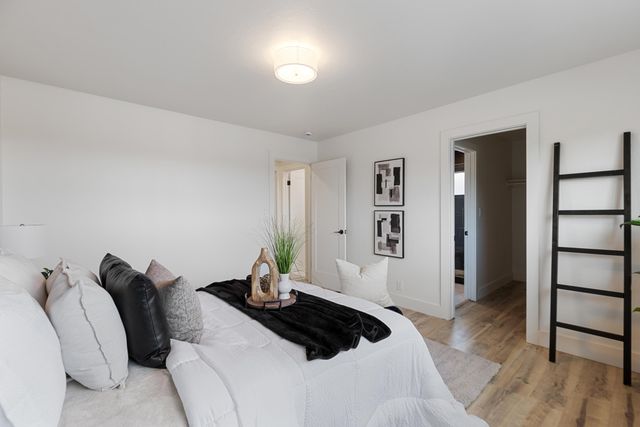 4072 4072 Oak Hill Rd, Oakland, CA 94605