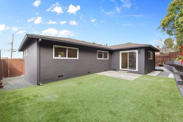 4072 4072 Oak Hill Rd, Oakland, CA 94605