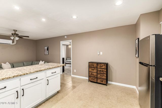 2537 E LA JOLLA Drive, Tempe, AZ 85282