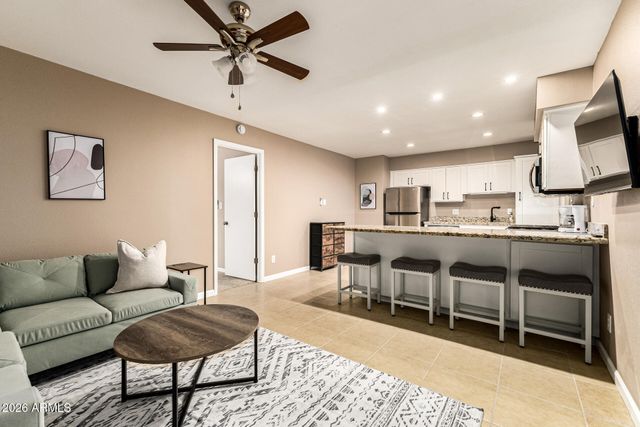 2537 E LA JOLLA Drive, Tempe, AZ 85282