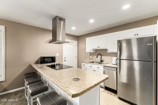 2537 E LA JOLLA Drive, Tempe, AZ 85282