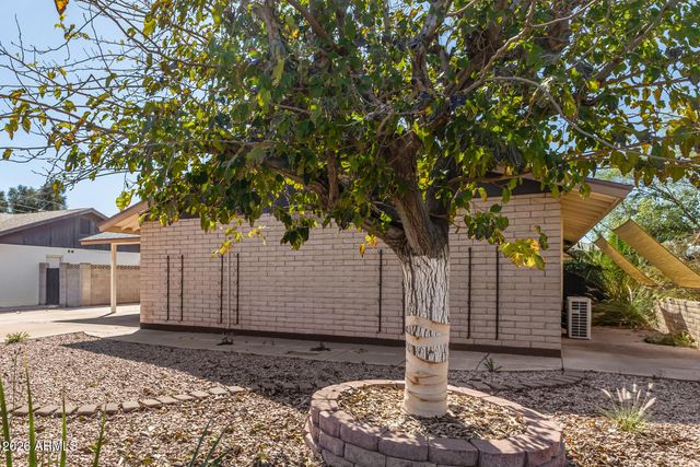 2537 E LA JOLLA Drive, Tempe, AZ 85282