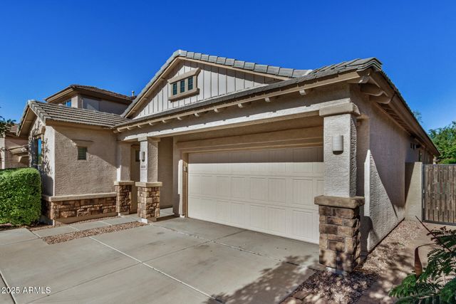 4418 W JUDSON Drive, New River, AZ 85087