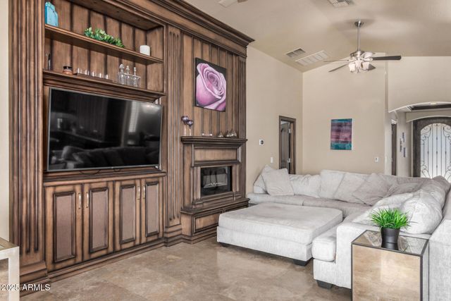 4418 W JUDSON Drive, New River, AZ 85087