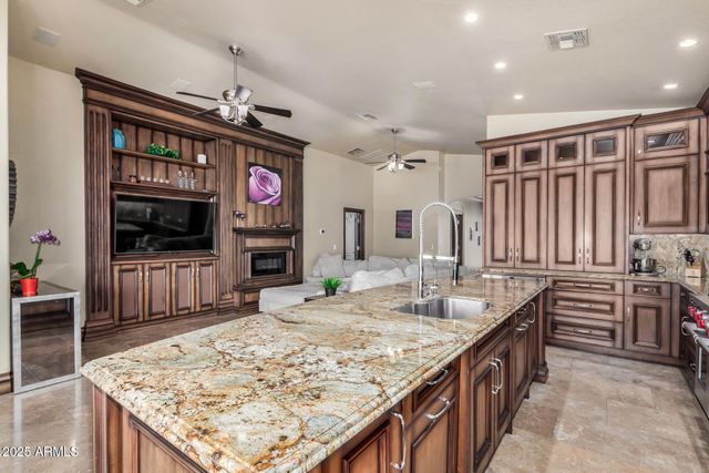 4418 W JUDSON Drive, New River, AZ 85087