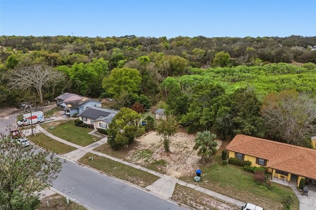 1670 S CENTRAL AVENUE, Apopka, FL 32703