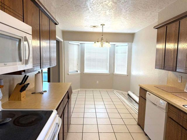 3011 NE Lancaster, Lawton, OK 73507