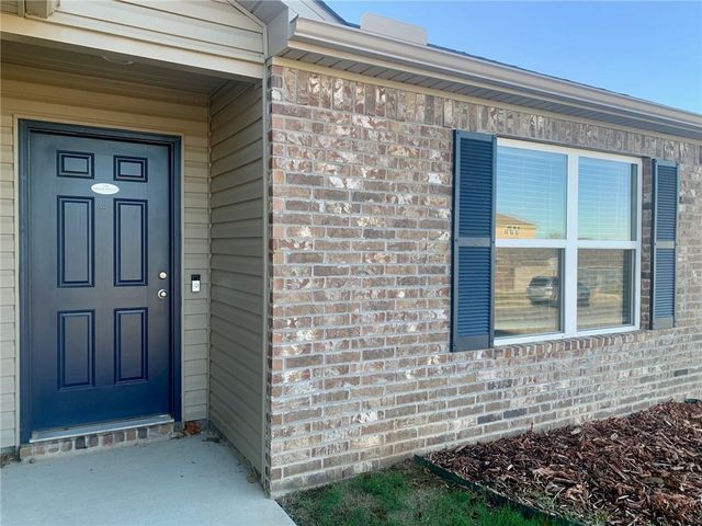 2959 W Azurite Street, Fayetteville, AR 72704
