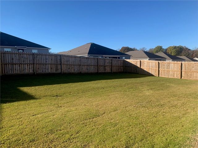2959 W Azurite Street, Fayetteville, AR 72704