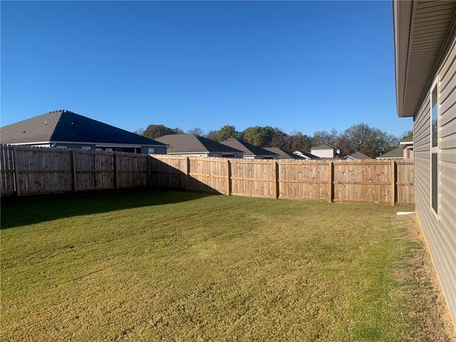 2959 W Azurite Street, Fayetteville, AR 72704