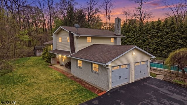 1000 Harmony Brass Castle Rd, Harmony Twp., NJ 07882