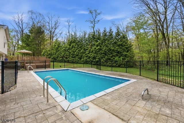 1000 Harmony Brass Castle Rd, Harmony Twp., NJ 07882