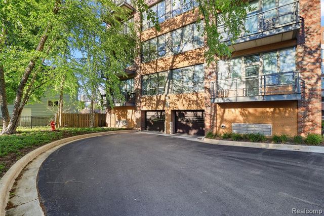 315 2nd Street 301, Ann Arbor, MI 48103