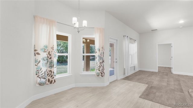 23 Lone Pine Street, Homosassa, FL 34446