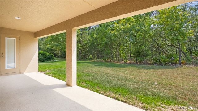 23 Lone Pine Street, Homosassa, FL 34446