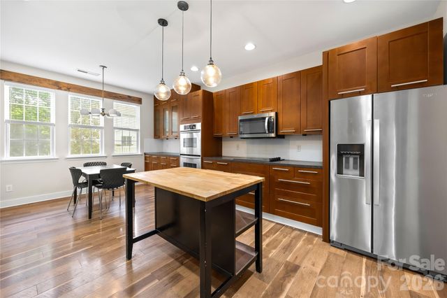 6428 Manitoba Lane, Charlotte, NC 28277