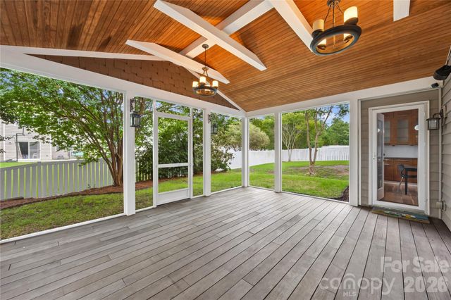 6428 Manitoba Lane, Charlotte, NC 28277
