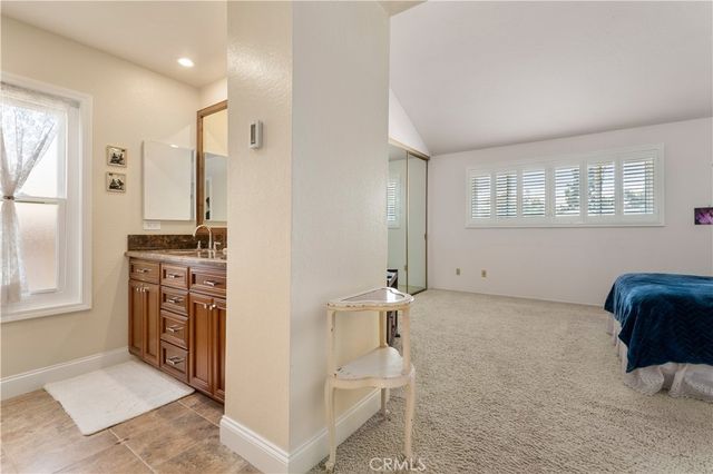 1106 Ridgecrest, Costa Mesa, CA 92627