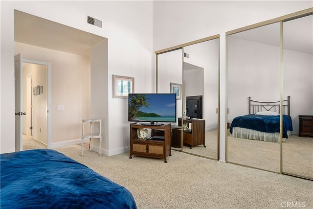 1106 Ridgecrest, Costa Mesa, CA 92627