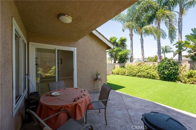 1106 Ridgecrest, Costa Mesa, CA 92627