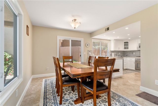 1106 Ridgecrest, Costa Mesa, CA 92627
