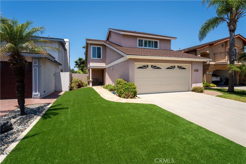 1106 Ridgecrest, Costa Mesa, CA 92627
