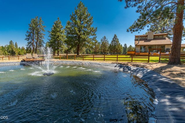 60445 Billadeau Road, Bend, OR 97702