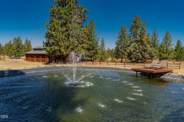 60445 Billadeau Road, Bend, OR 97702