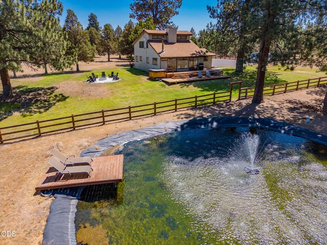 60445 Billadeau Road, Bend, OR 97702