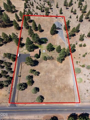 60445 Billadeau Road, Bend, OR 97702