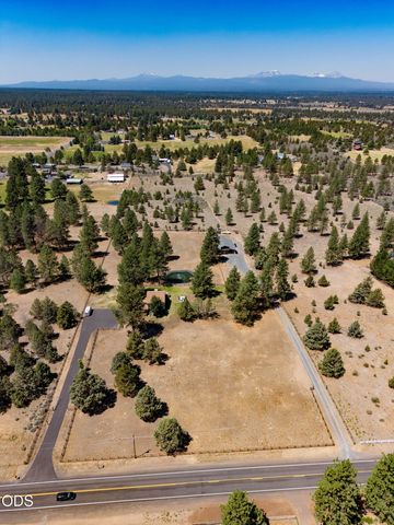 60445 Billadeau Road, Bend, OR 97702