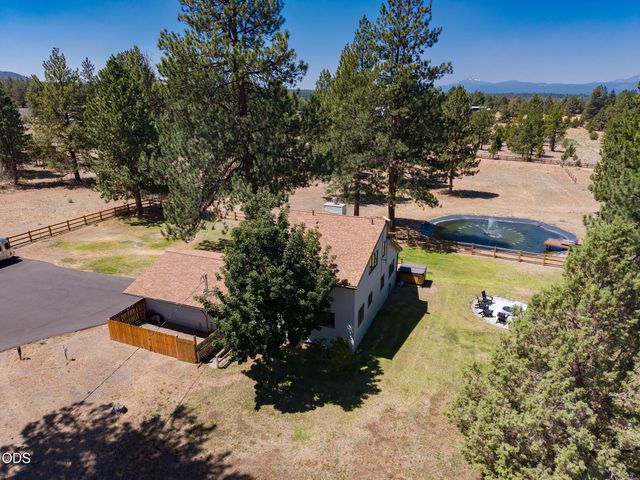 60445 Billadeau Road, Bend, OR 97702