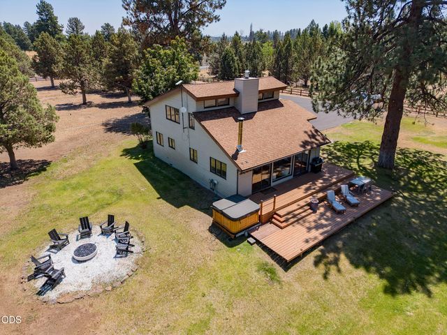 60445 Billadeau Road, Bend, OR 97702