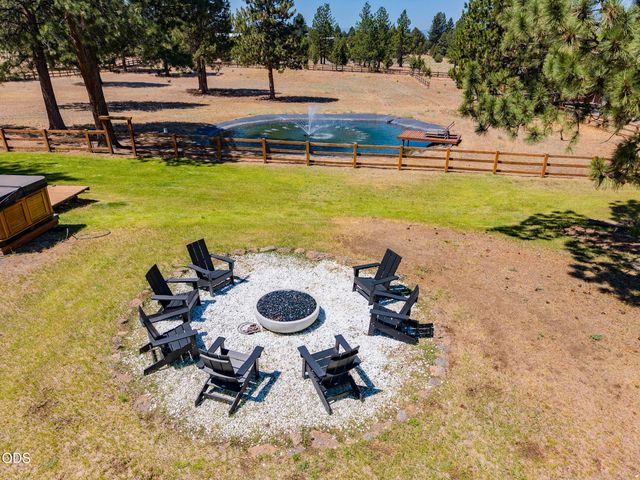 60445 Billadeau Road, Bend, OR 97702