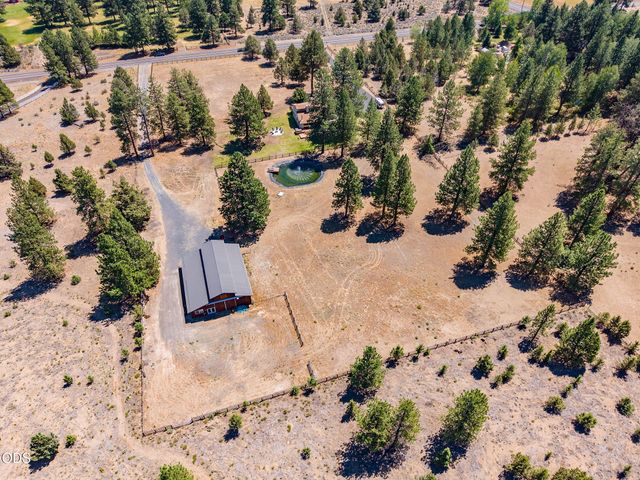 60445 Billadeau Road, Bend, OR 97702