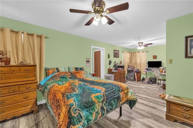 918 Hampton Street, Eden, NC 27288