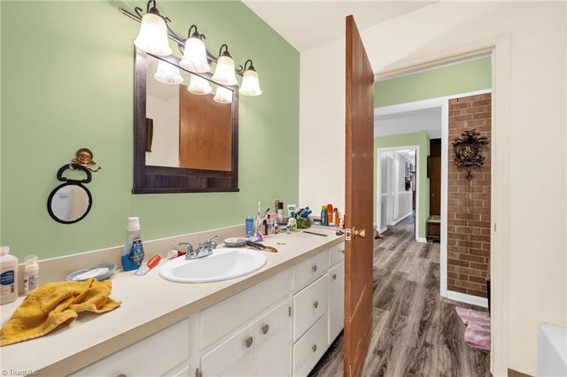 918 Hampton Street, Eden, NC 27288